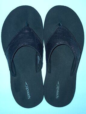 Speedo Sequin Flip Flop Sandal Soft Cushioned Footbed 1" Heel